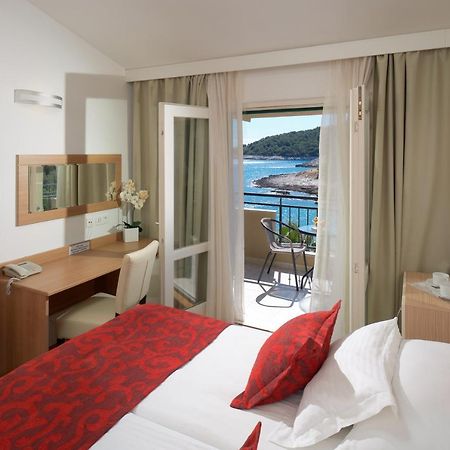 Hotel Fortuna มิลนา ภายนอก รูปภาพ