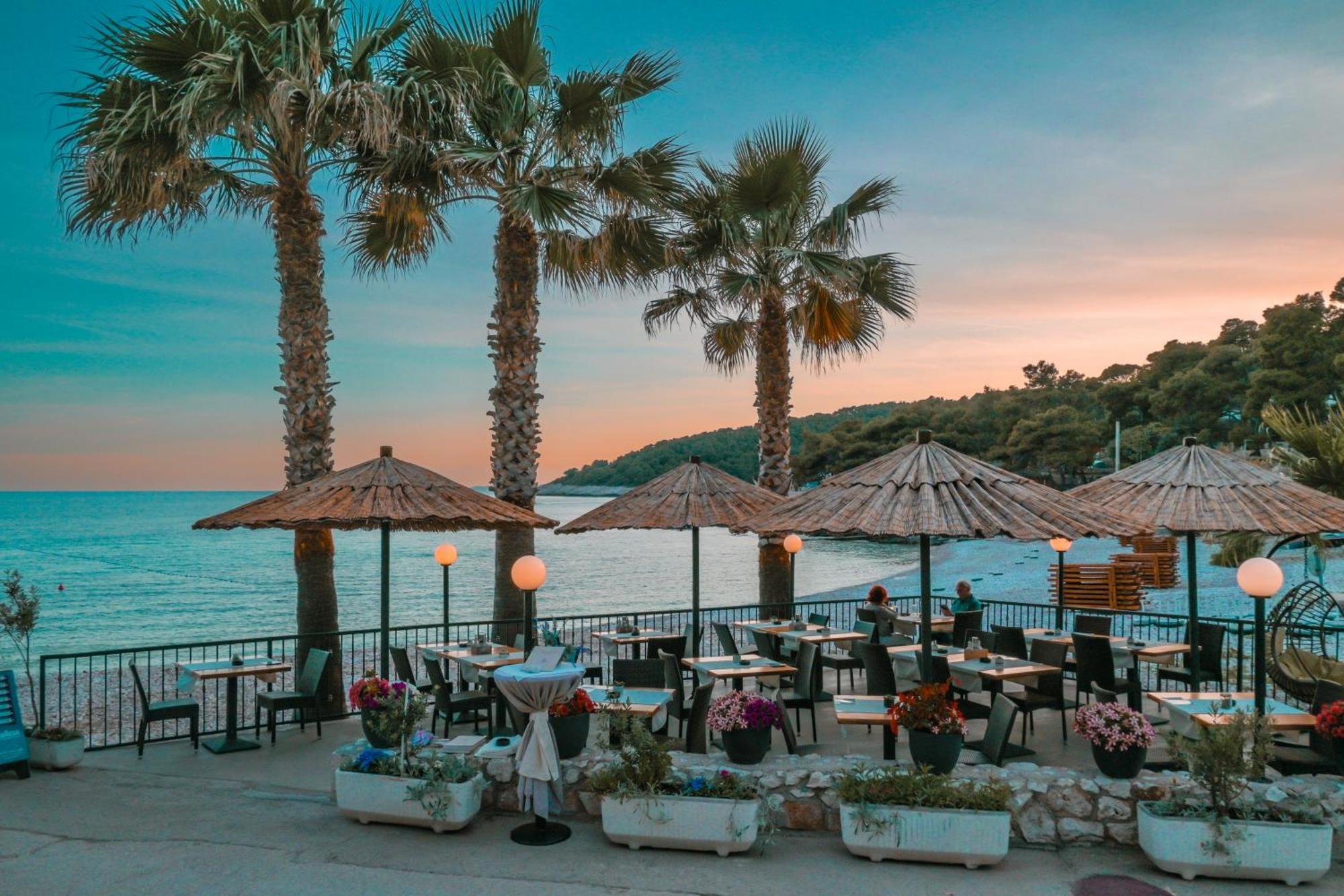 Hotel Fortuna มิลนา ภายนอก รูปภาพ