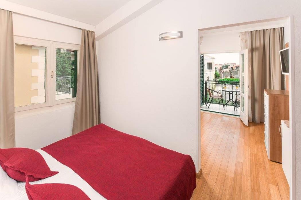 Hotel Fortuna มิลนา ภายนอก รูปภาพ