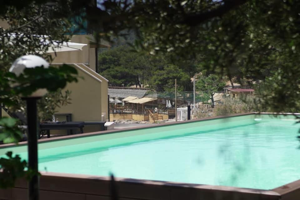 Hotel Fortuna มิลนา ภายนอก รูปภาพ
