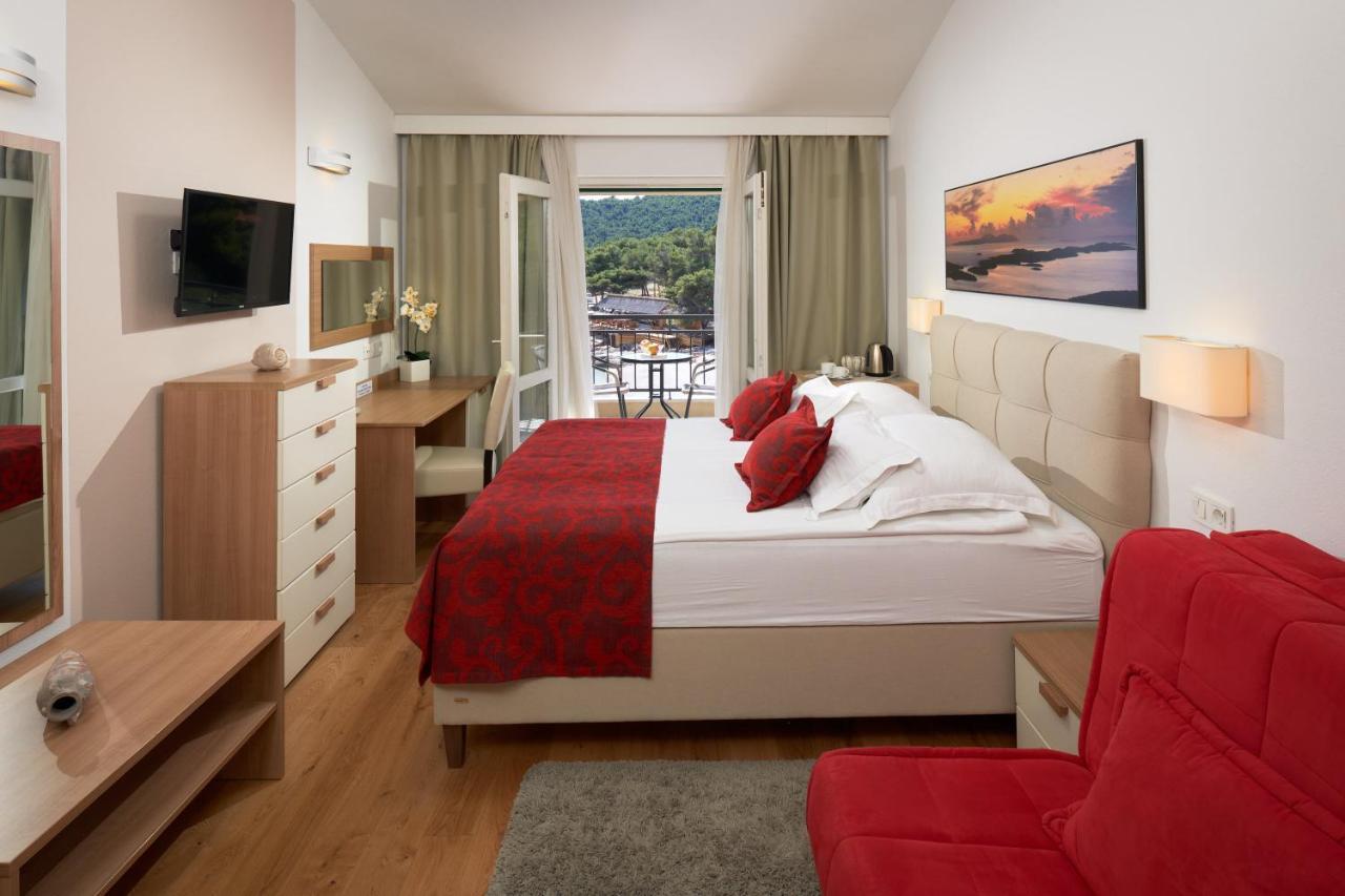 Hotel Fortuna มิลนา ภายนอก รูปภาพ