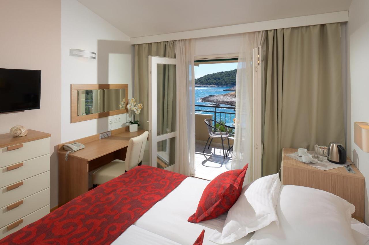 Hotel Fortuna มิลนา ภายนอก รูปภาพ