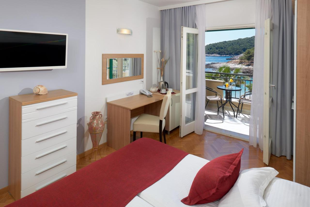 Hotel Fortuna มิลนา ภายนอก รูปภาพ